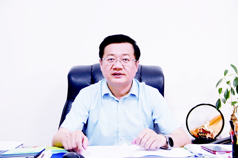 8654_90rz_9610.jpg